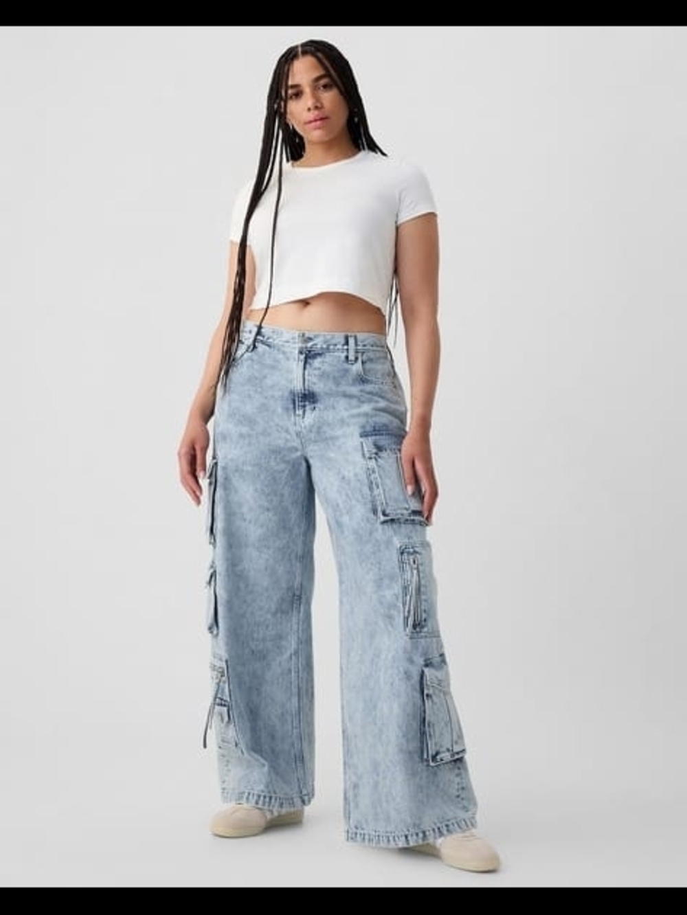 Size 14 TALL! GAP Wide Leg Cargo Jeans in Light Acid Wash - Women ( NON STRETCH)